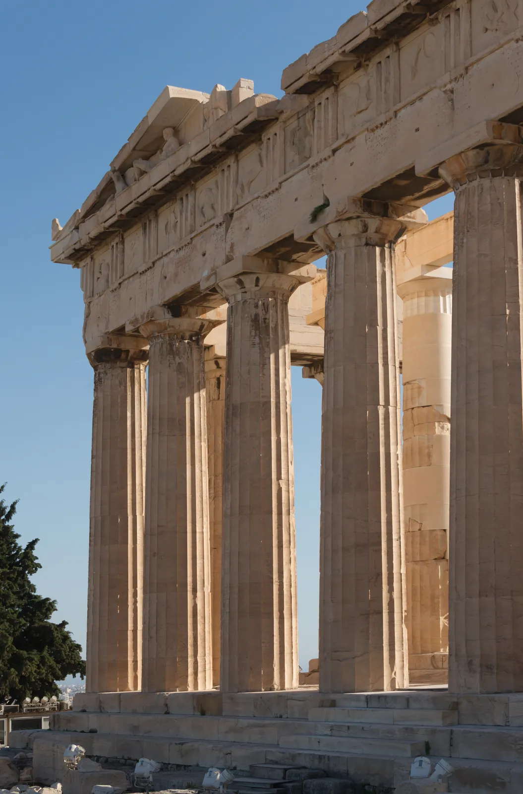 The Parthenon, east front, on the Athenian Acropolis — Pentelic marble Doric temple to Athena Polias, built 447–432 BCE under Pericles.